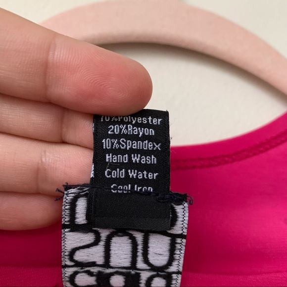 Clara Sun Woo Pink Shoulder Cut Out Blouse Shark Bite Hem 3/4 Sleeves Size XS - Picture 5 of 5